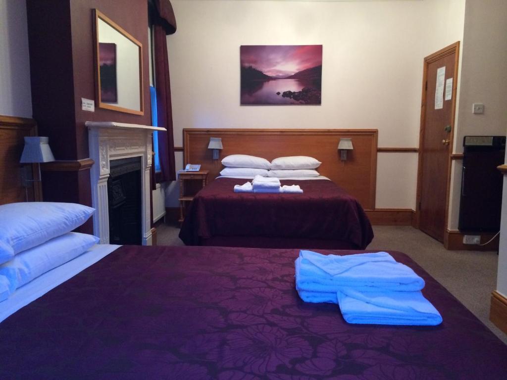 ฮีทเทอร์แบงค์ เกสท์เฮาส์ Hotel บาร์เน็ท ห้อง รูปภาพ